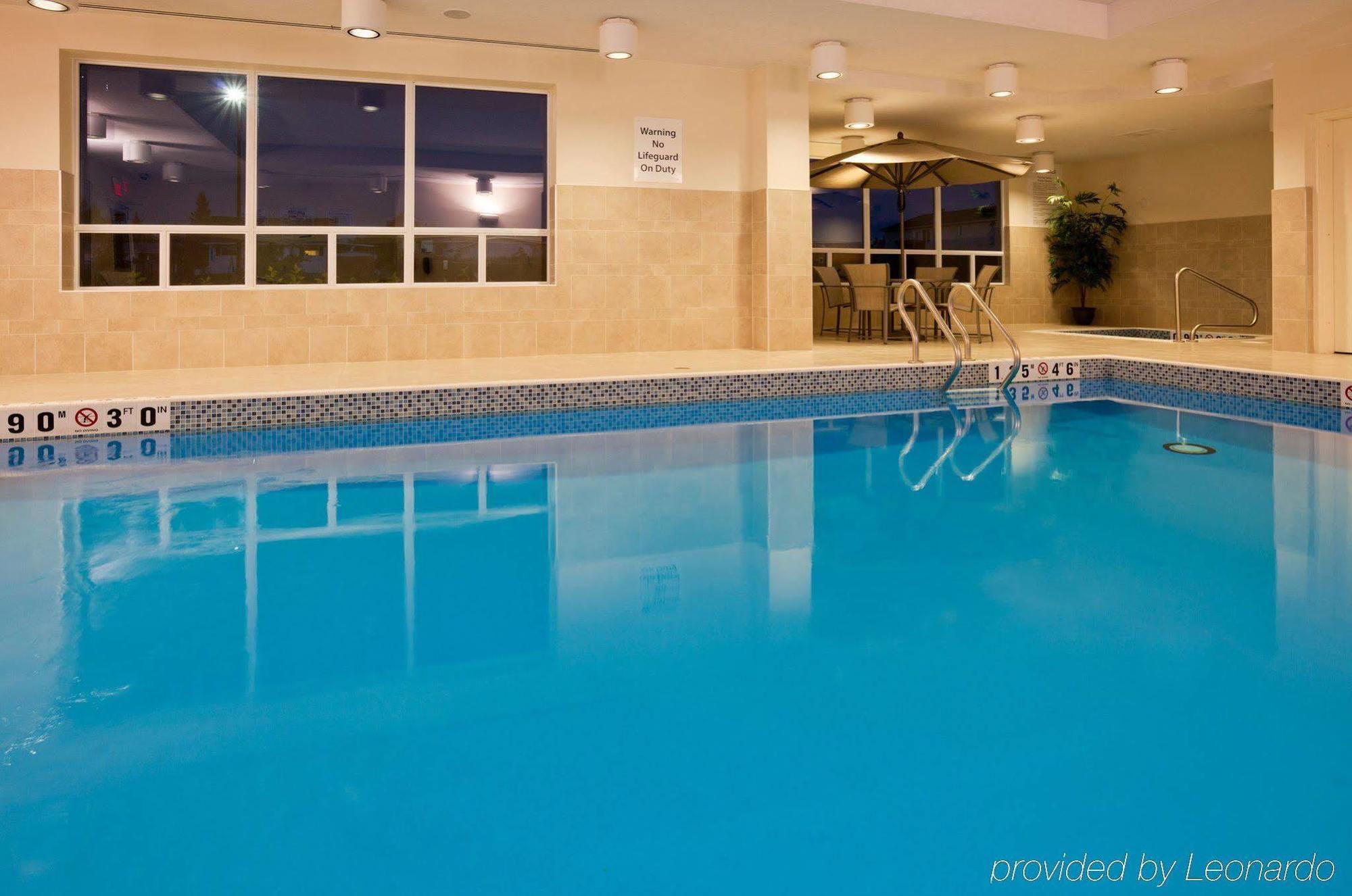 Holiday Inn Express & Suites New Liskeard Facilities photo